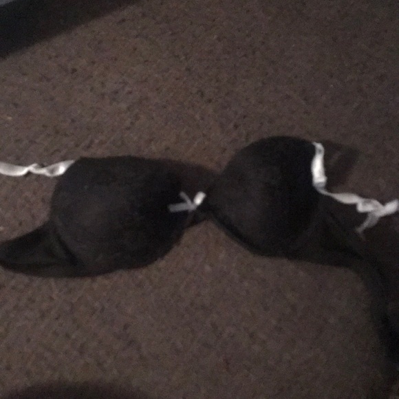 Bra’s - Picture 3 of 3